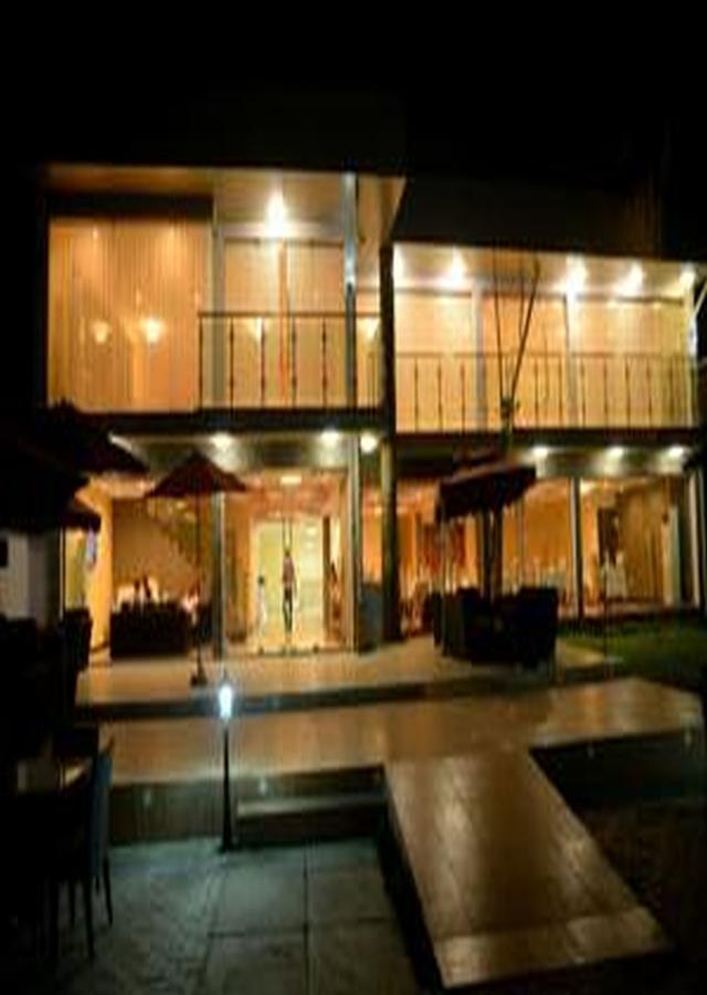 Tivoli Hotel Seafront Ikoyi Aliayabiagba 외부 사진
