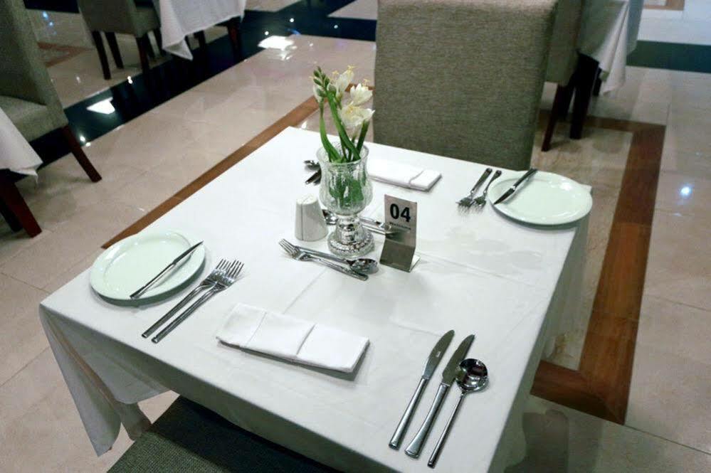 Tivoli Hotel Seafront Ikoyi Aliayabiagba 외부 사진